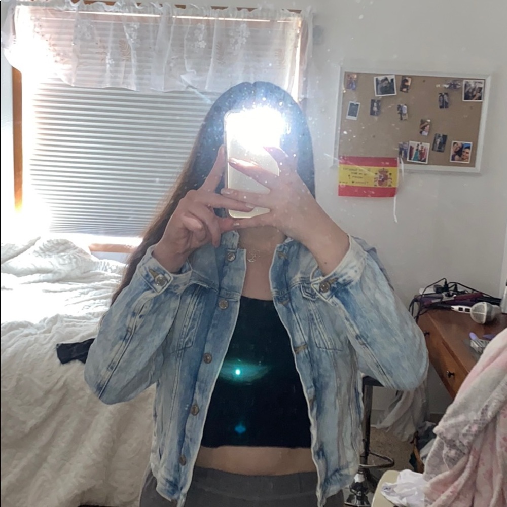 Forever 21 light wash jean jacket